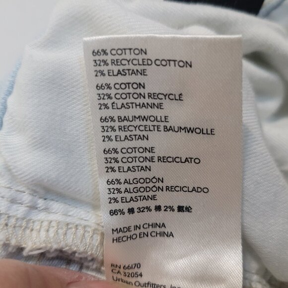 Pilcro The Slim Boyfriend Jeans Size 28 - Picture 11 of 12